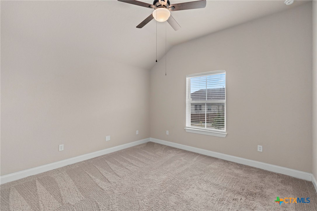6533 Crockett Cove