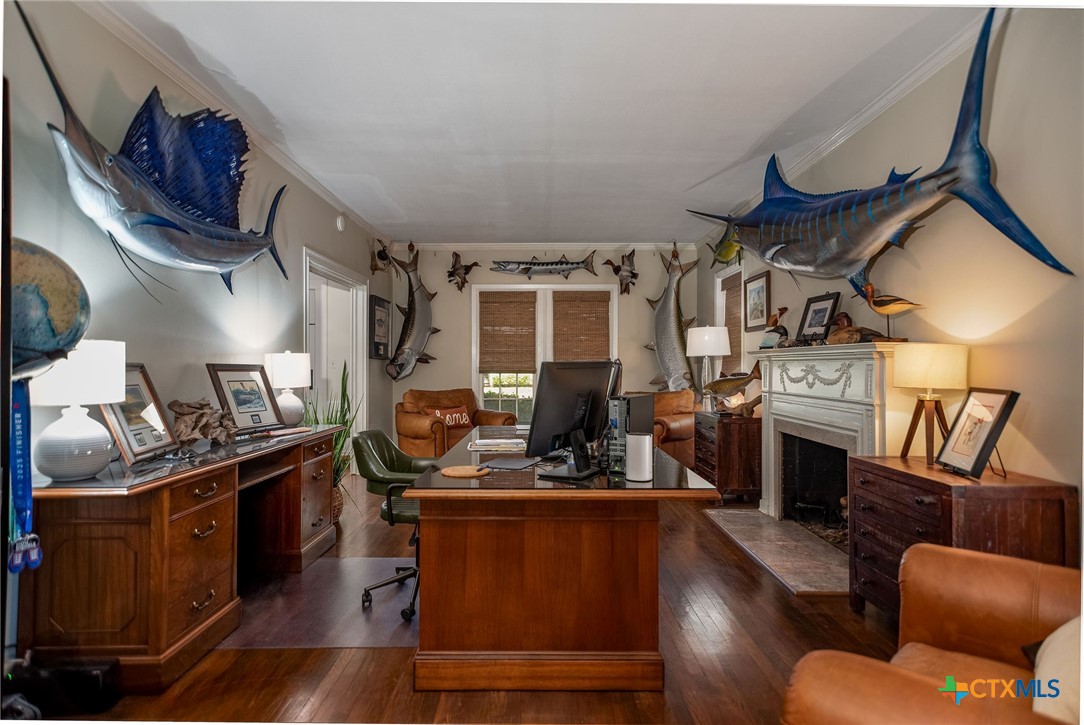 707 W Stayton Avenue