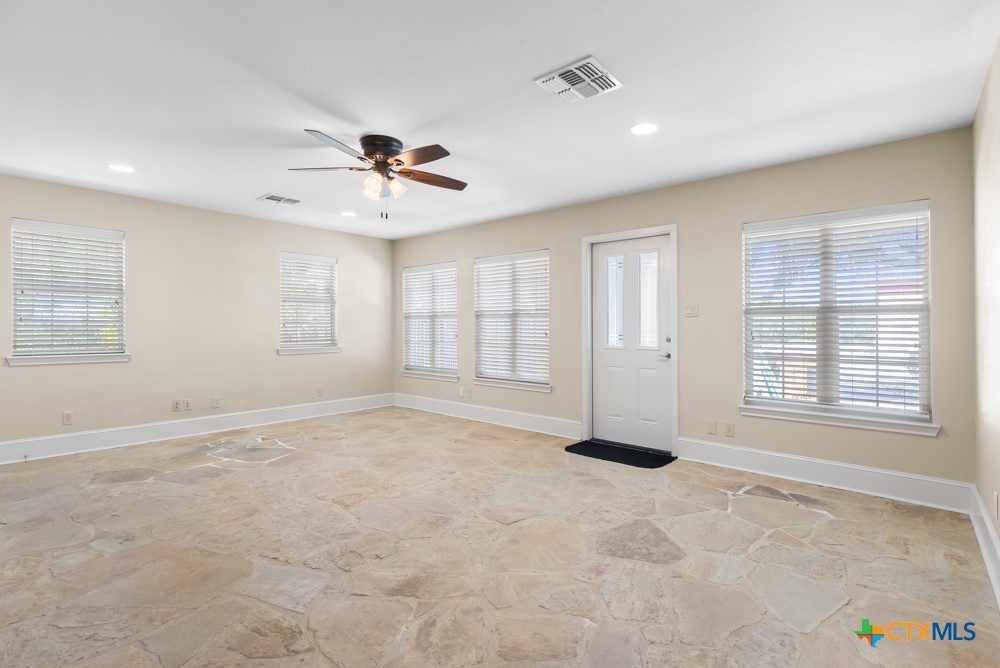 203 US Highway 87 101