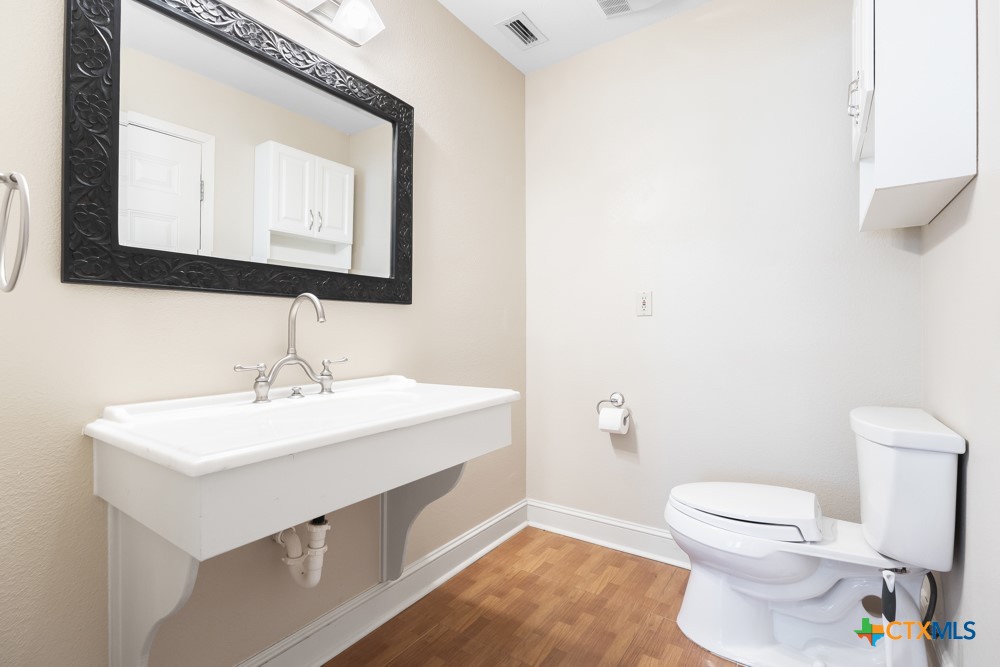 203 US Highway 87 101