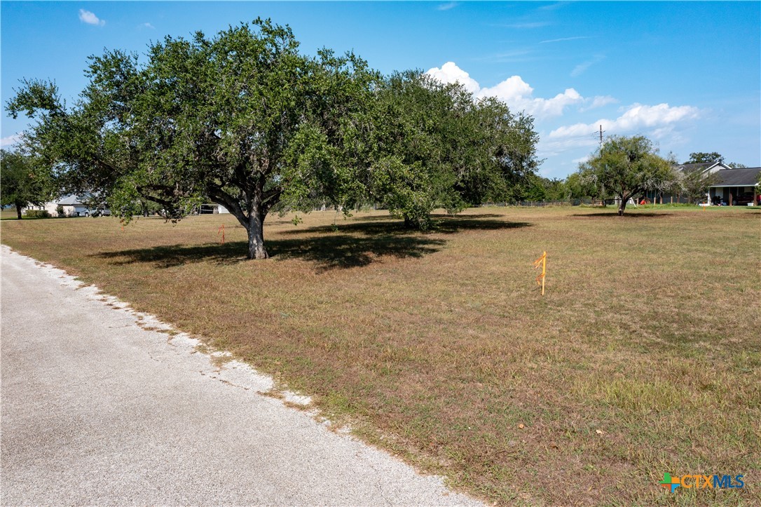 TBD Twin Lakes Circle