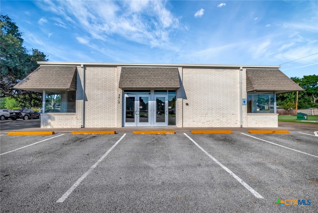 3412 Sam Houston Drive