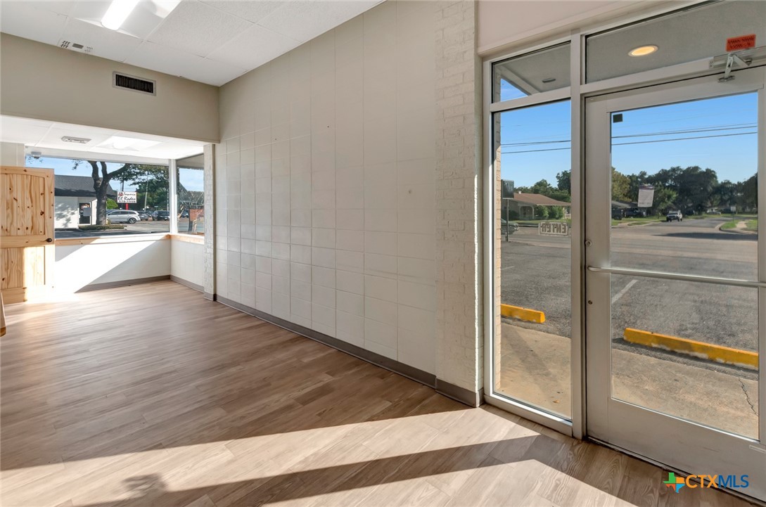 3412 Sam Houston Drive