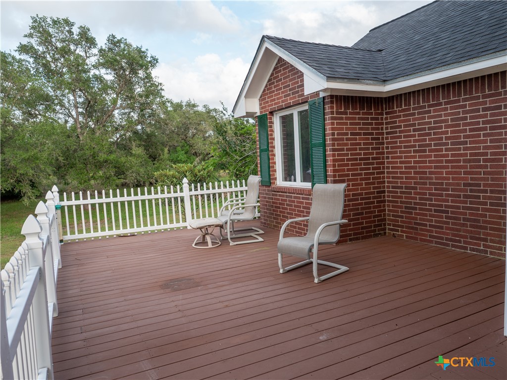403 Oakside Drive