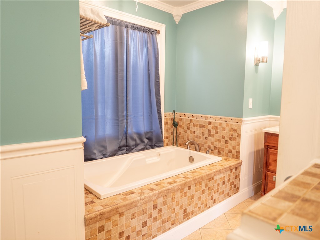 403 Oakside Drive
