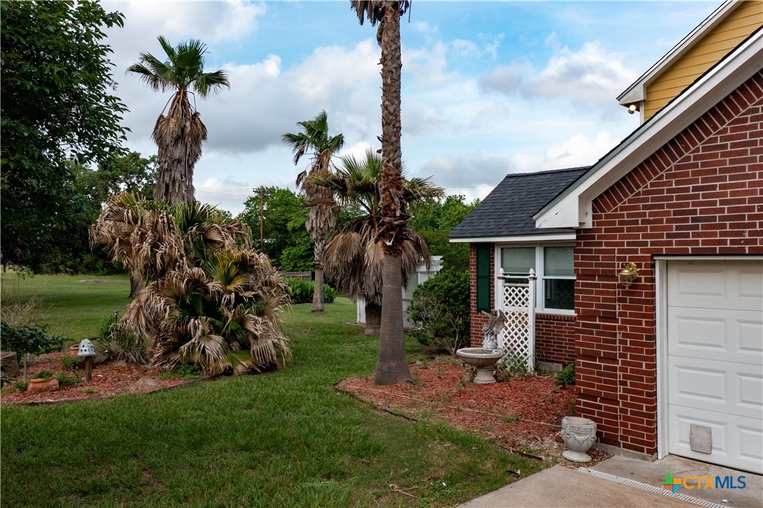 403 Oakside Drive