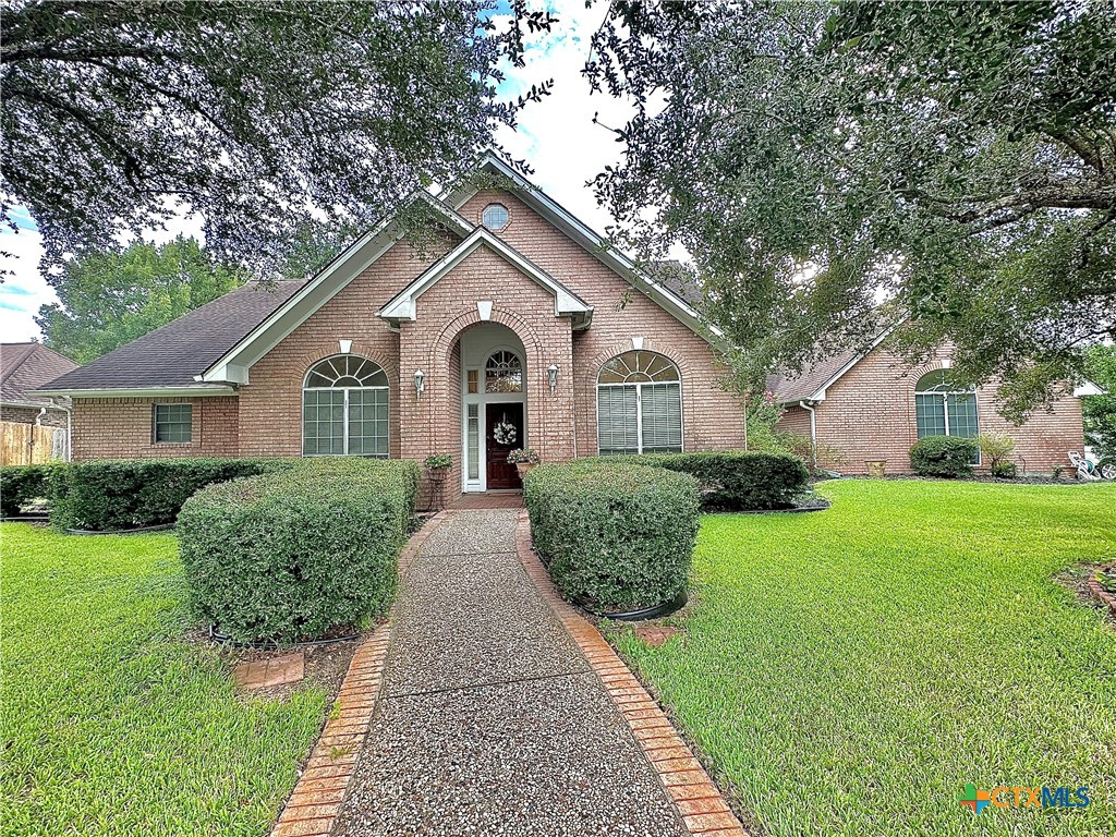 210 Woodlands Lane