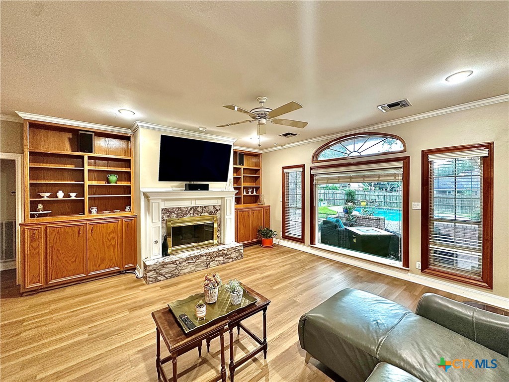 210 Woodlands Lane