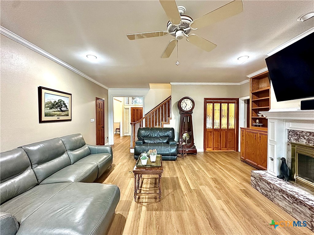 210 Woodlands Lane