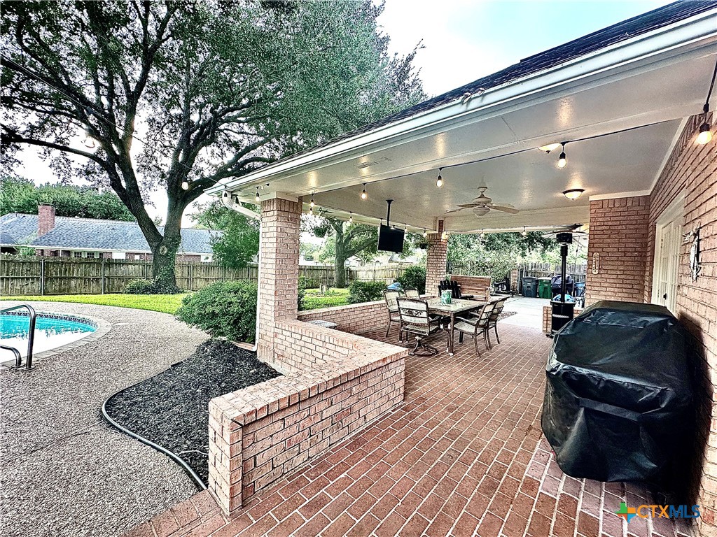 210 Woodlands Lane