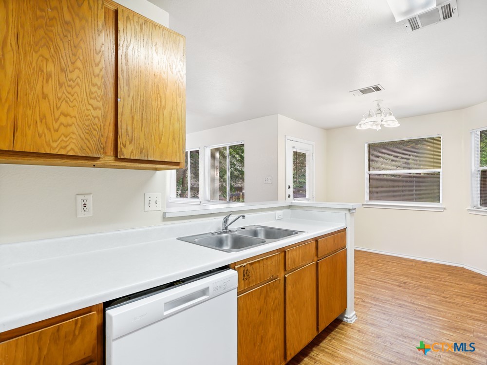 825 Sagewood Trail 825