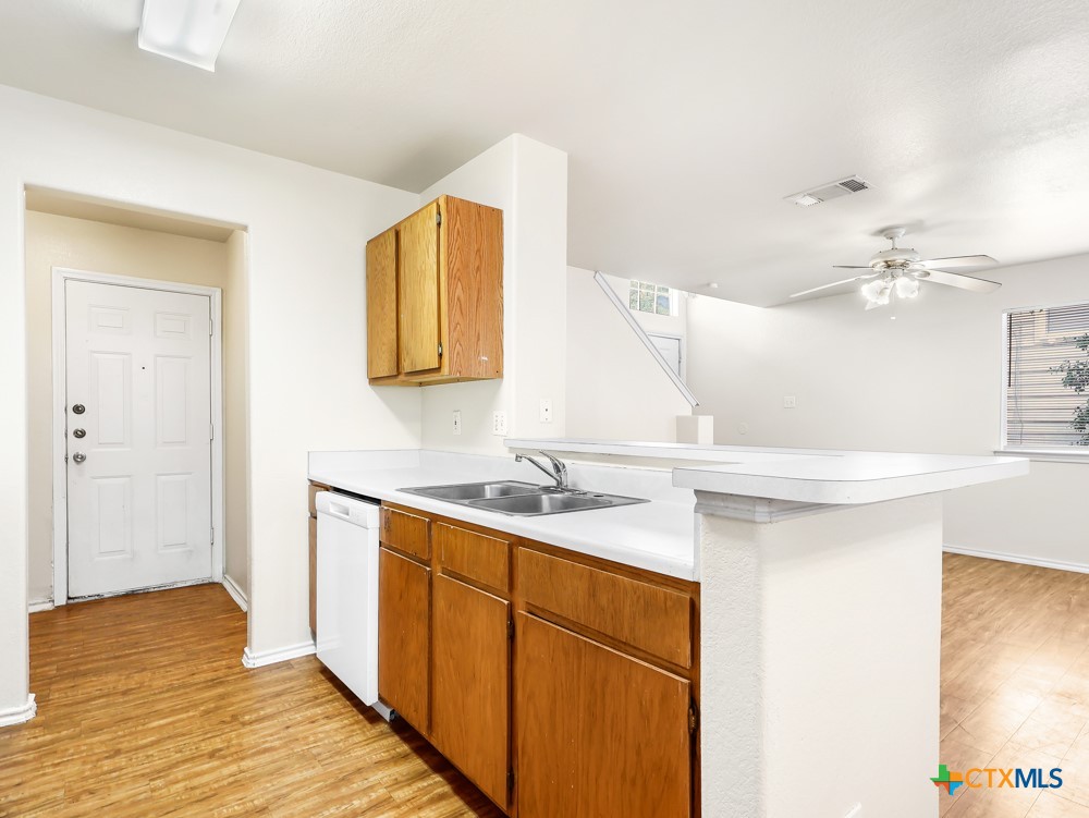 825 Sagewood Trail 825