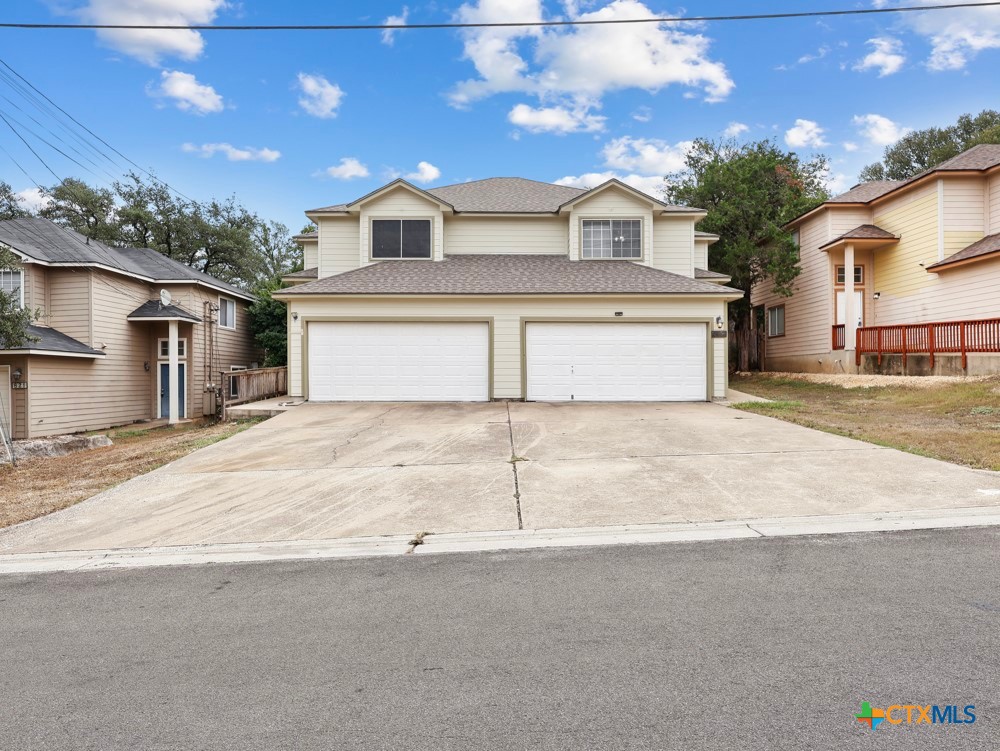 825 Sagewood Trail 827