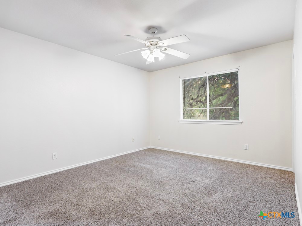825 Sagewood Trail 827