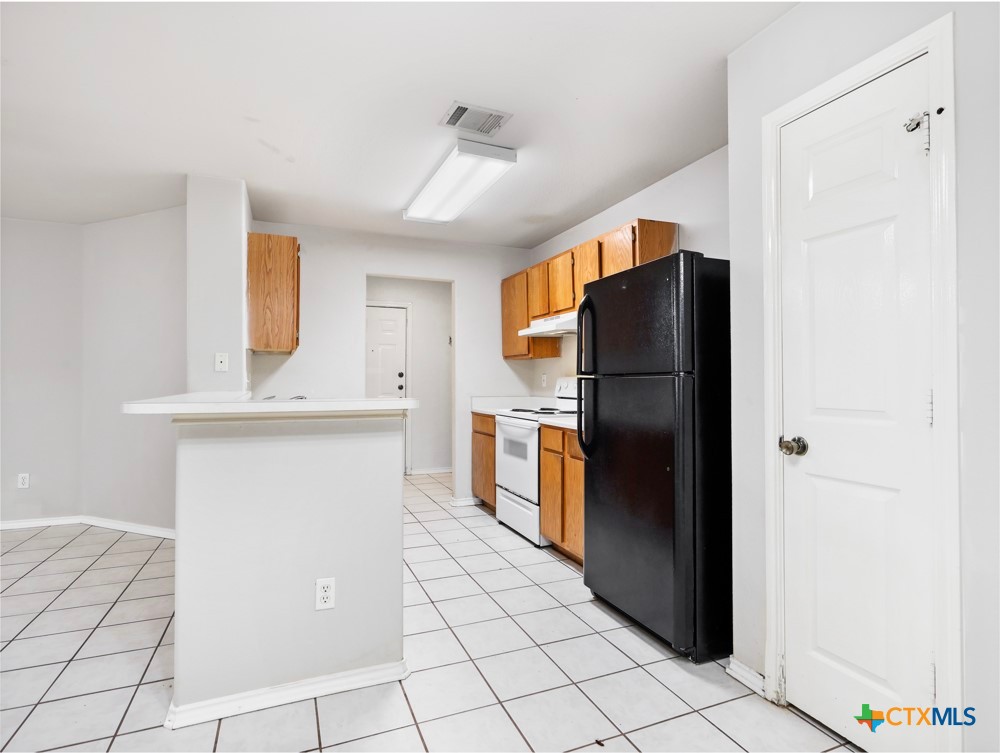 825 Sagewood Trail 827