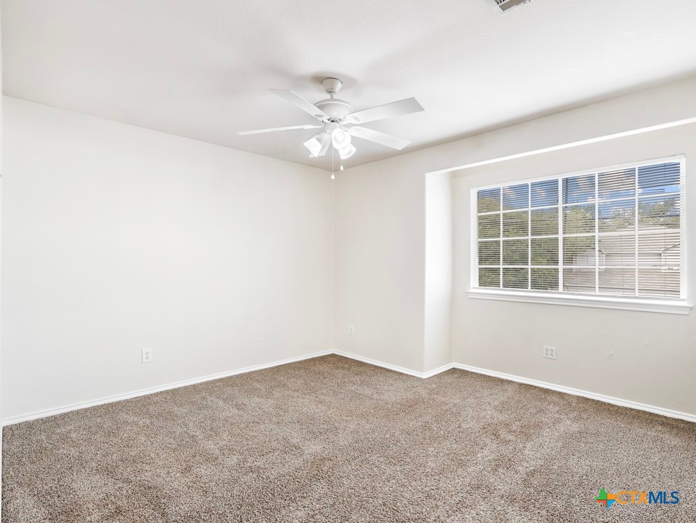 825 Sagewood Trail 827