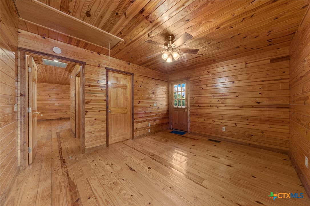 1466 Bonnyview Drive