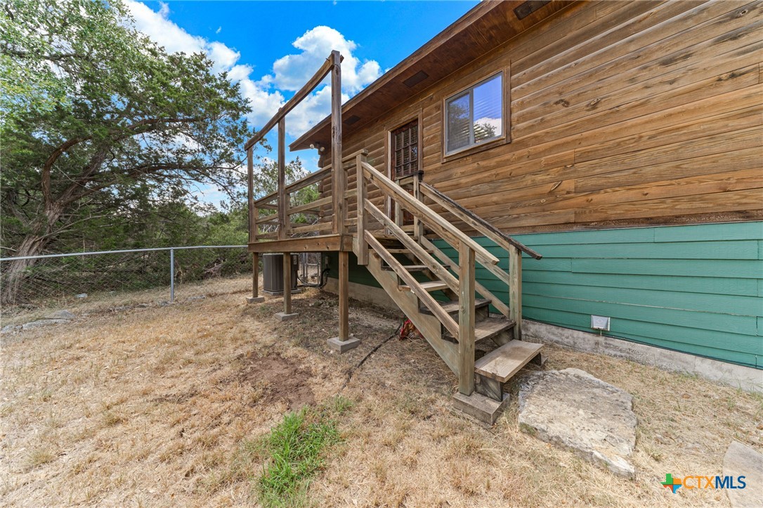 1466 Bonnyview Drive