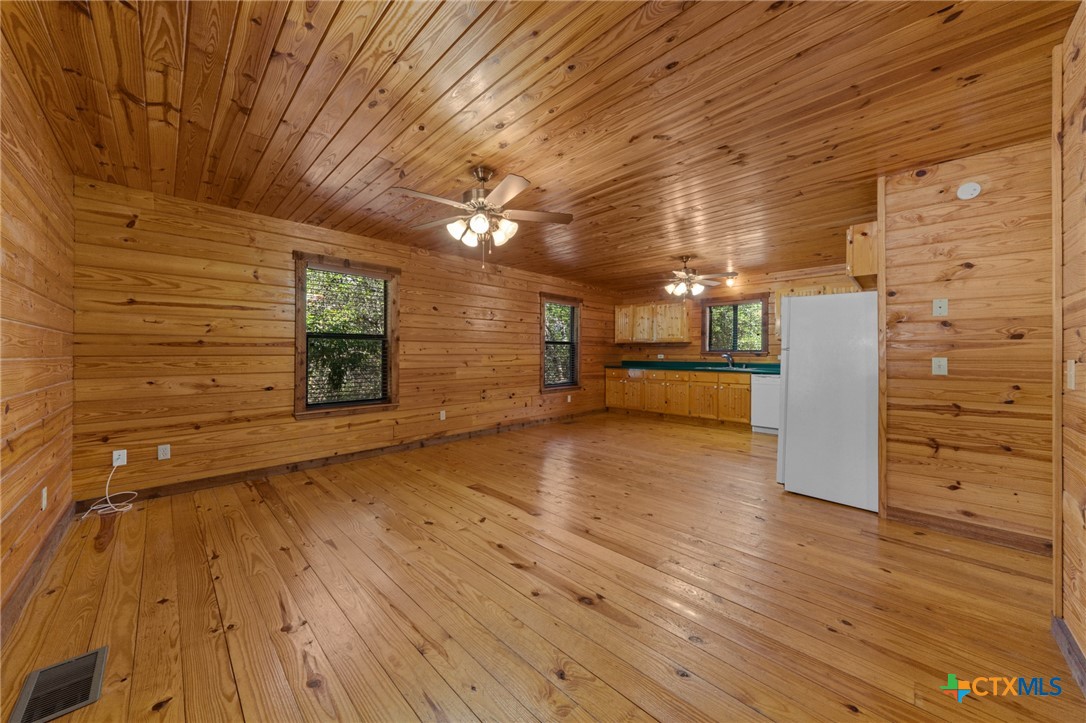 1466 Bonnyview Drive