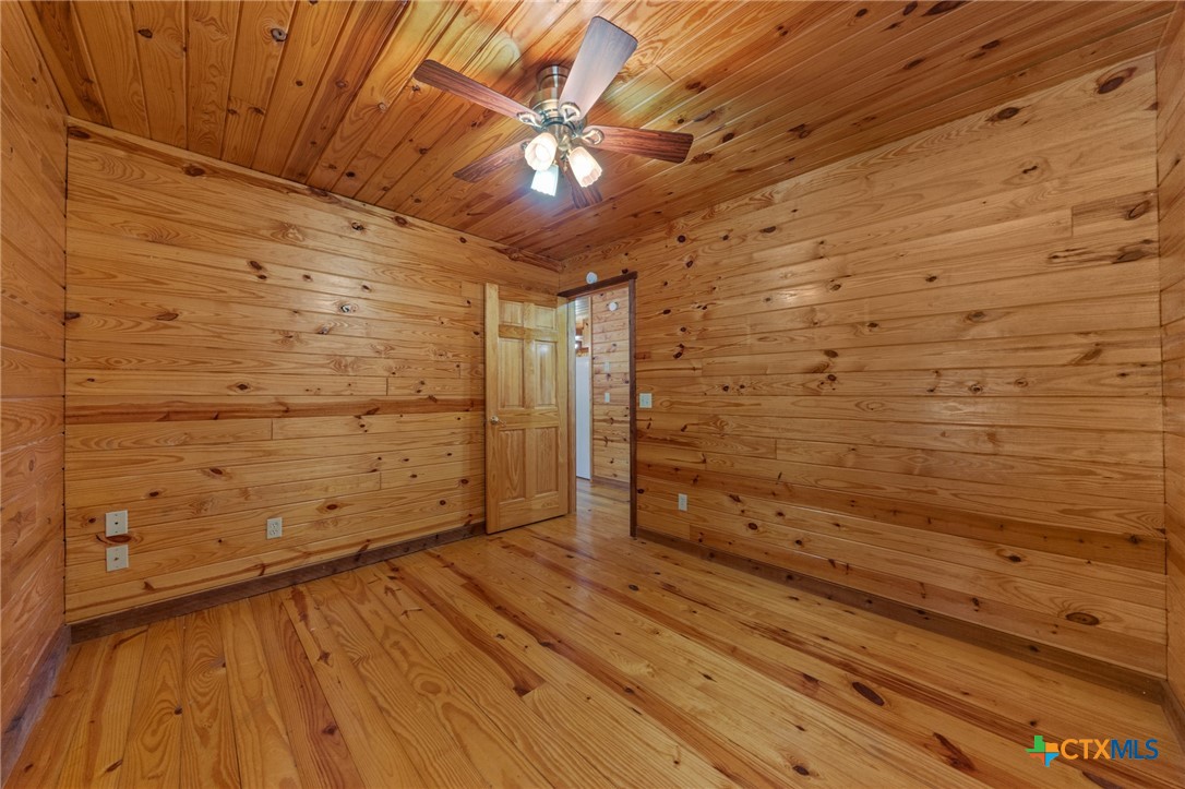 1466 Bonnyview Drive