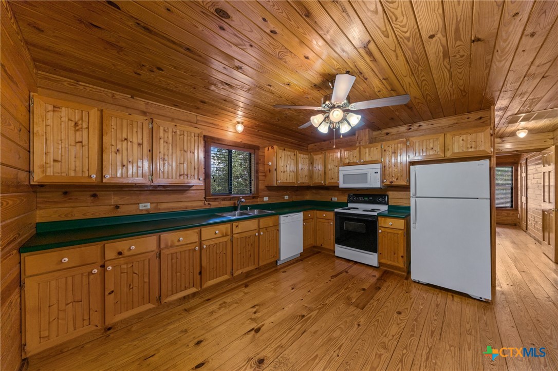 1466 Bonnyview Drive