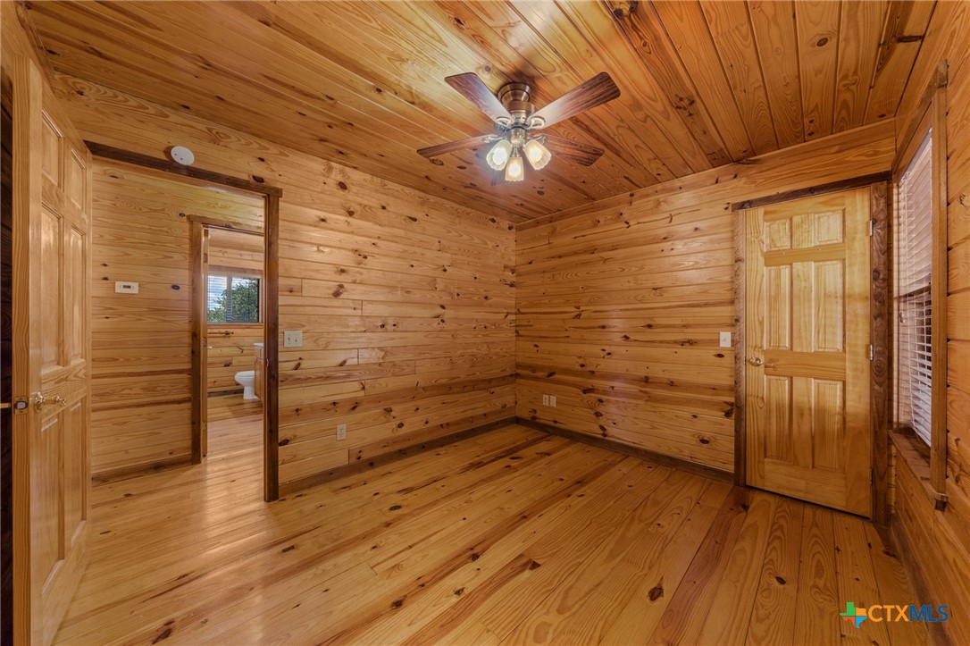 1466 Bonnyview Drive