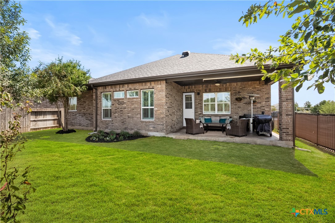 604 Academy Oaks Drive