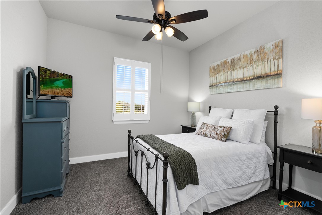 604 Academy Oaks Drive