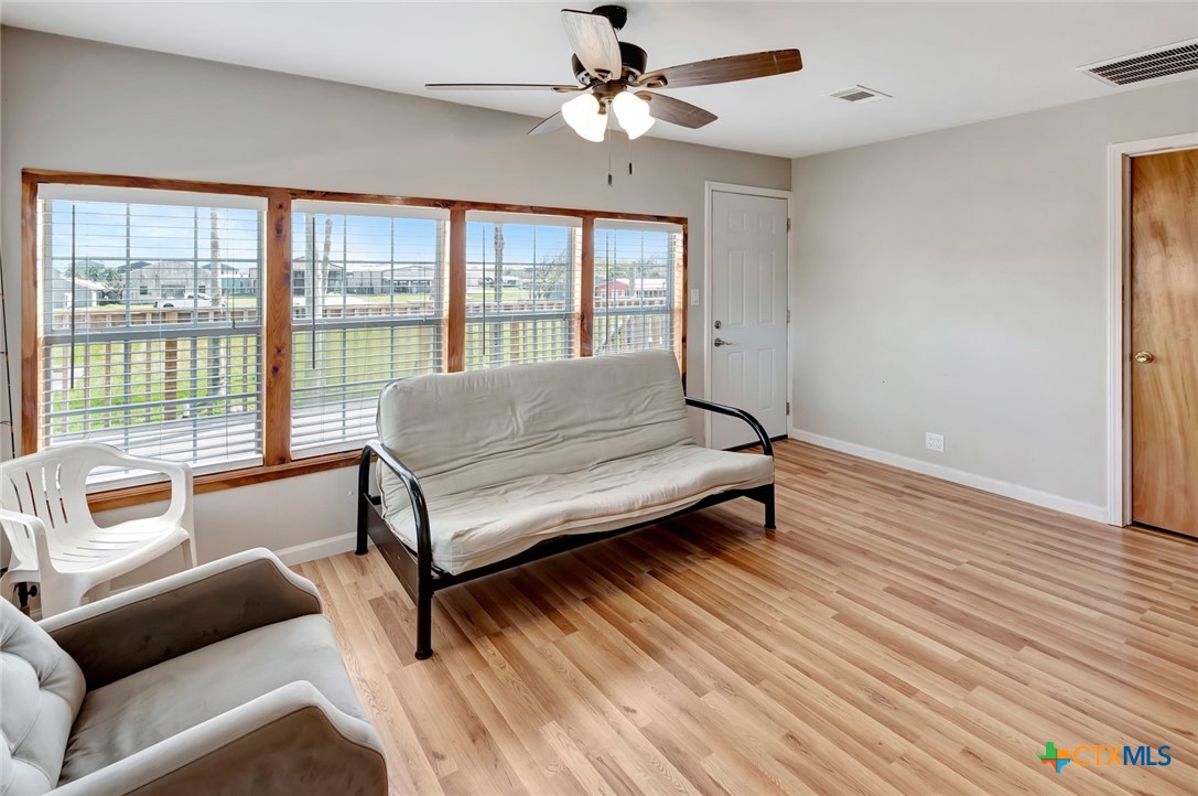 705 W Jefferson Avenue