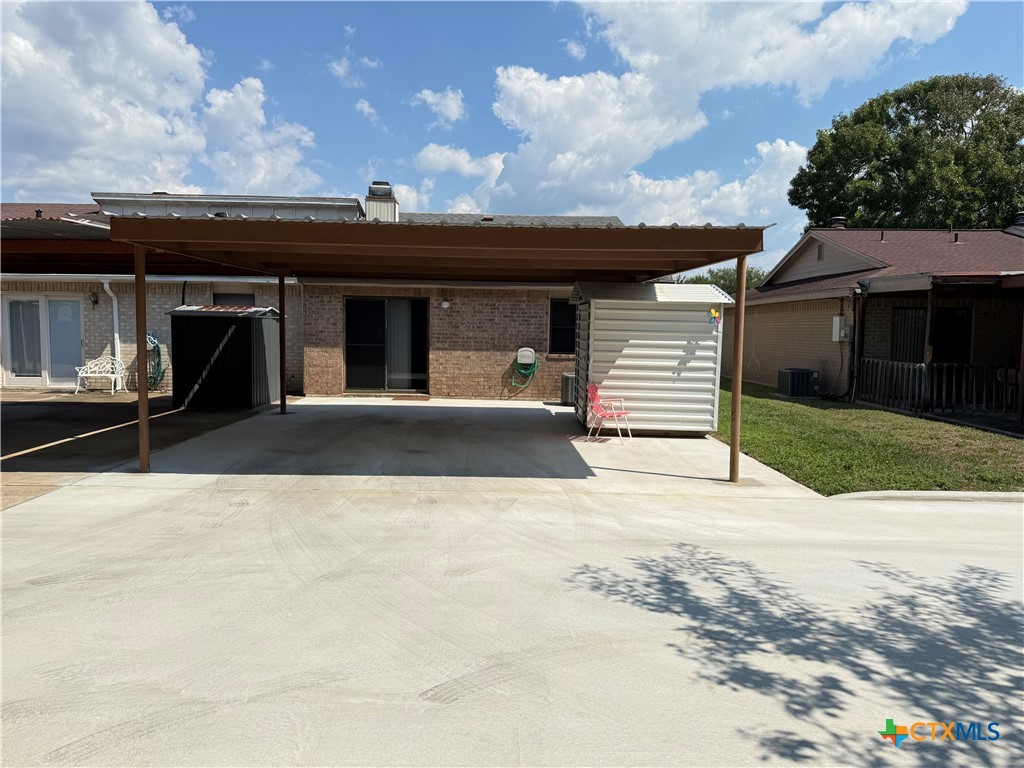311 versailles