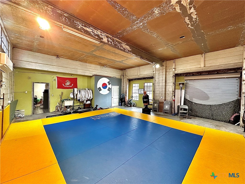 901 N Ben Jordan Street