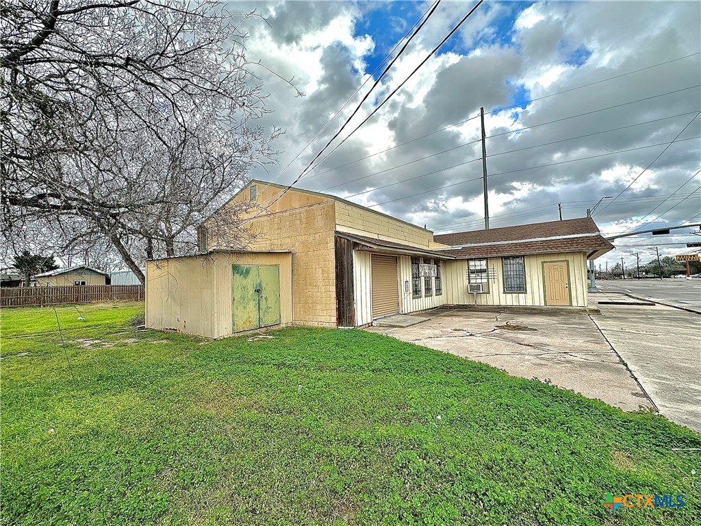 901 N Ben Jordan Street