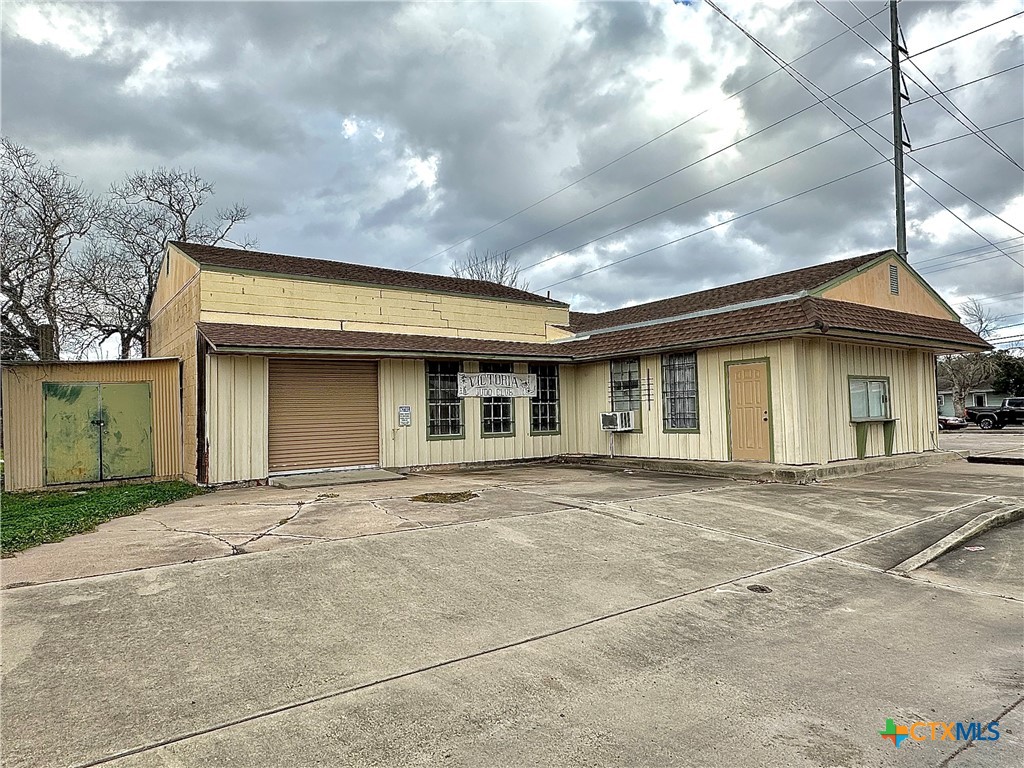 901 N Ben Jordan Street