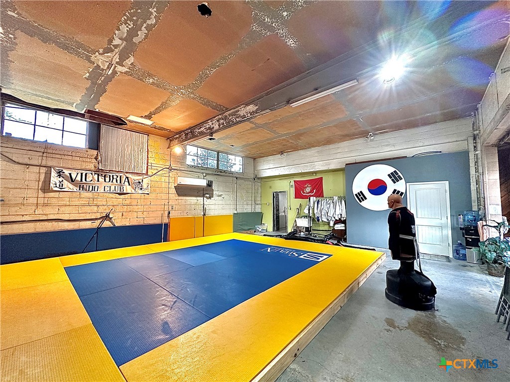 901 N Ben Jordan Street