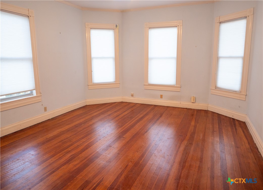 408 E Reuss Boulevard