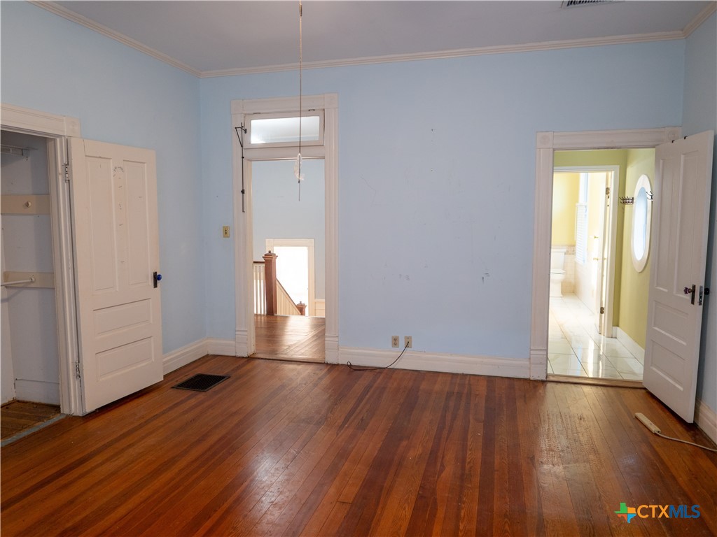 408 E Reuss Boulevard