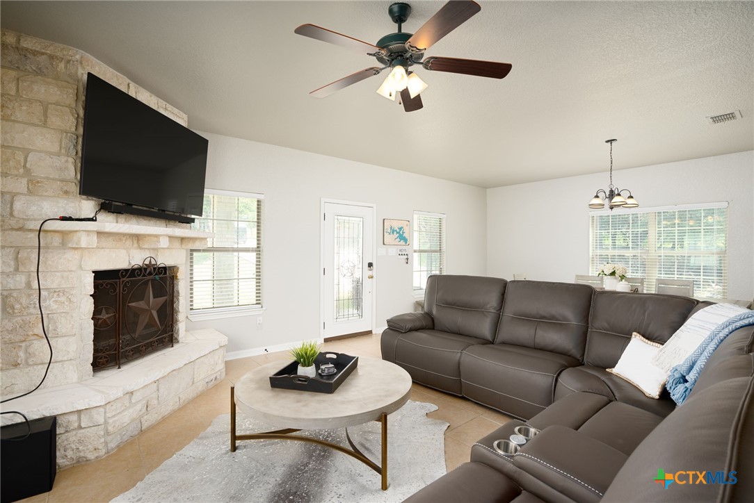 1526 Bonnyview Drive
