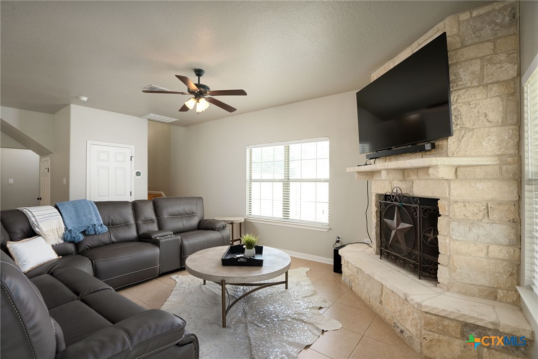 1526 Bonnyview Drive