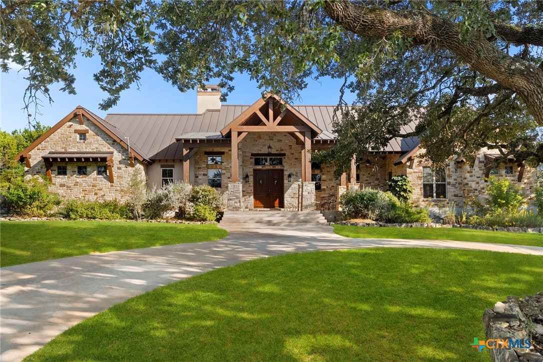 651 River Chase Dr Drive