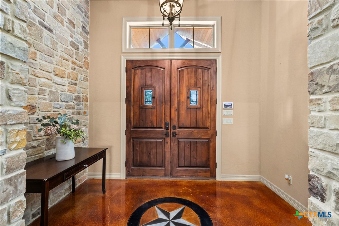 651 River Chase Dr Drive