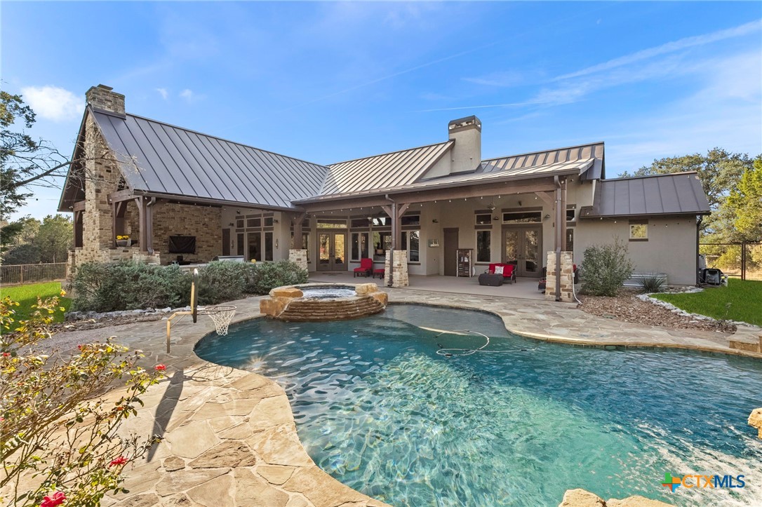 651 River Chase Dr Drive