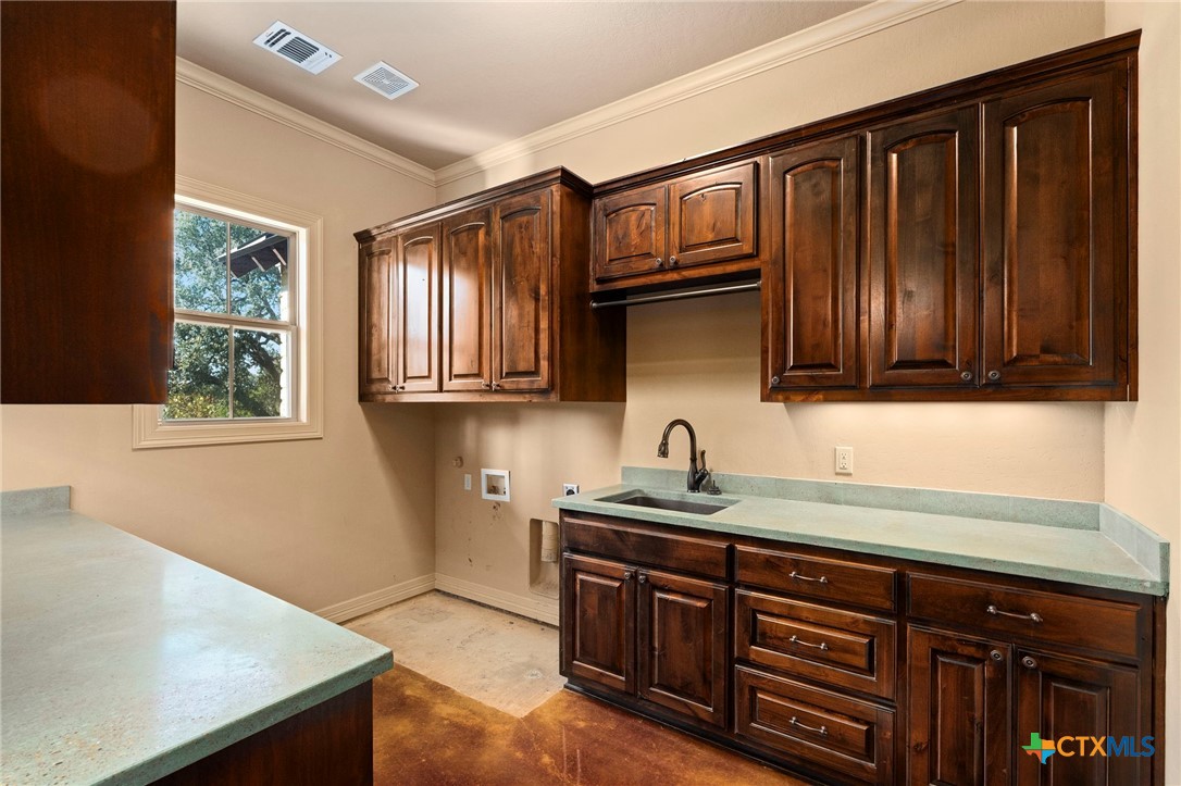 651 River Chase Dr Drive