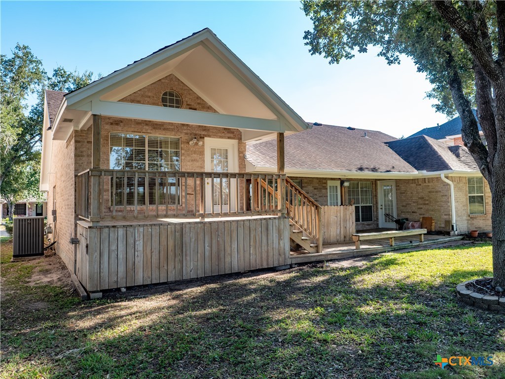 416 Charleston Drive
