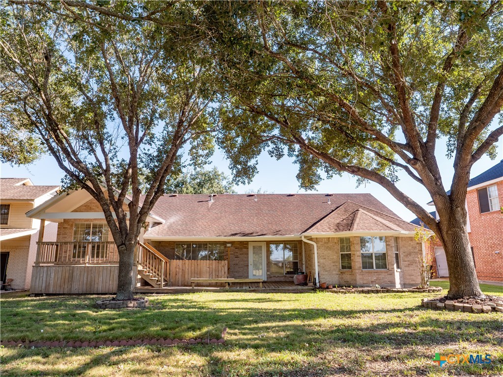 416 Charleston Drive