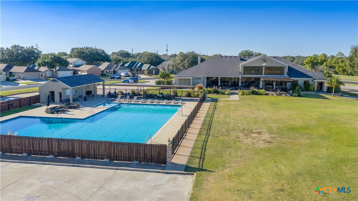 416 Charleston Drive