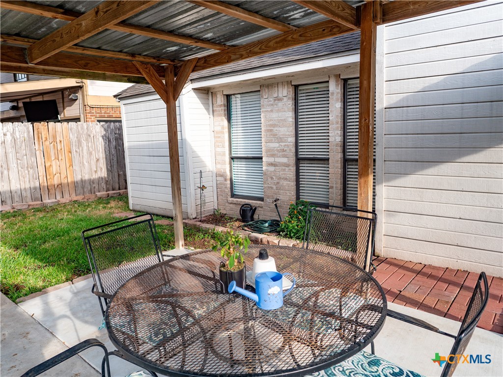 422 Kingwood