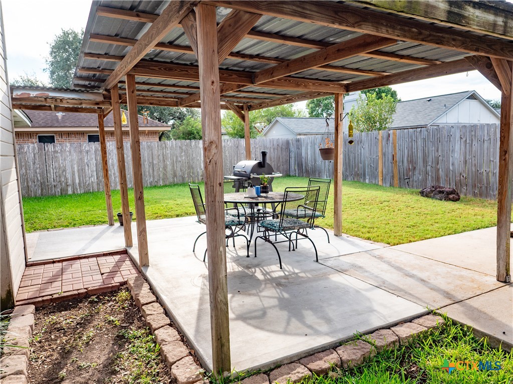 422 Kingwood