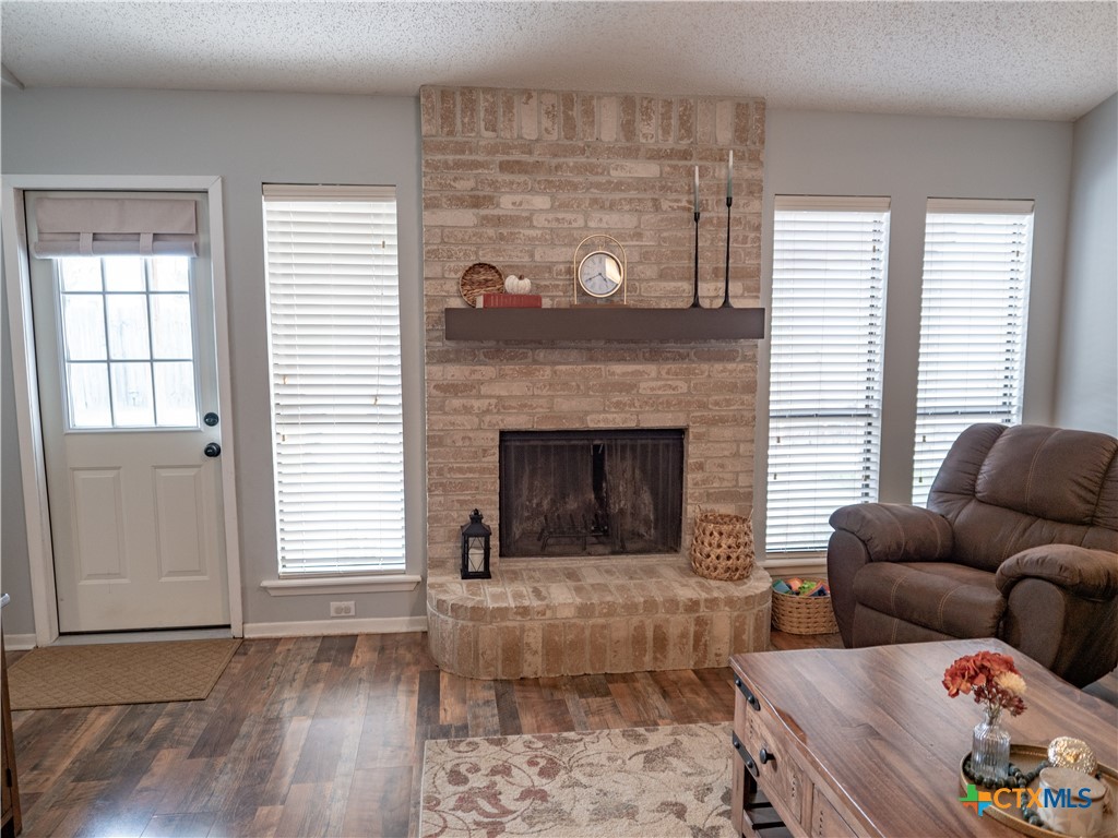 422 Kingwood