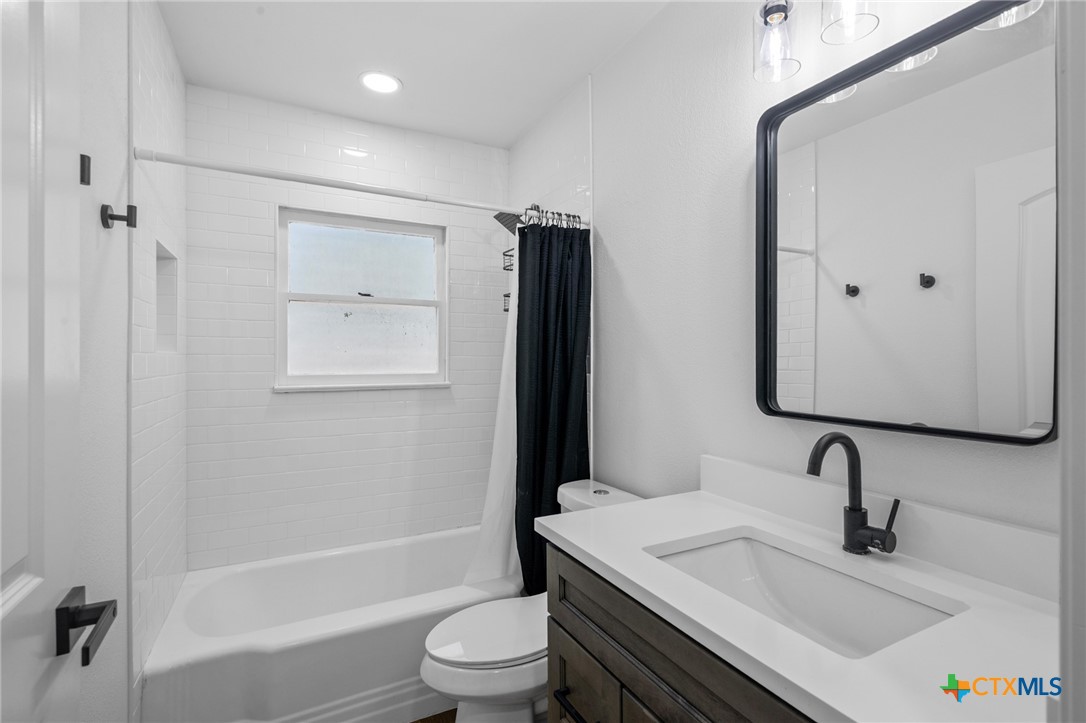 1110 Buena Vista Avenue