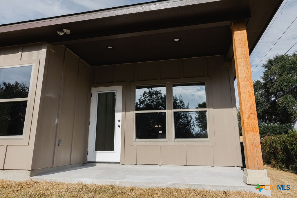 1005 Broadmoor Street